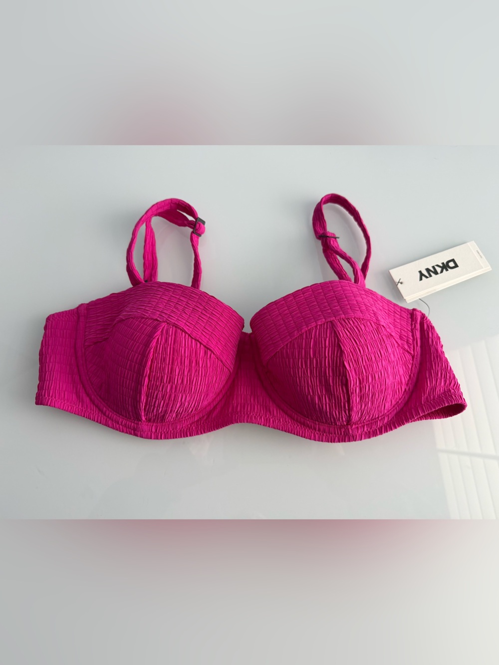 DKNY Women's Pink Textured Molded Balconette Bikini Top Size Large - Picture 1 of 9